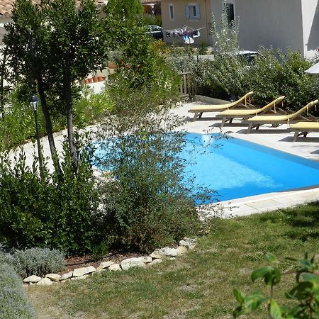 Bed and Breakfast Les Broussous Sauve Экстерьер фото