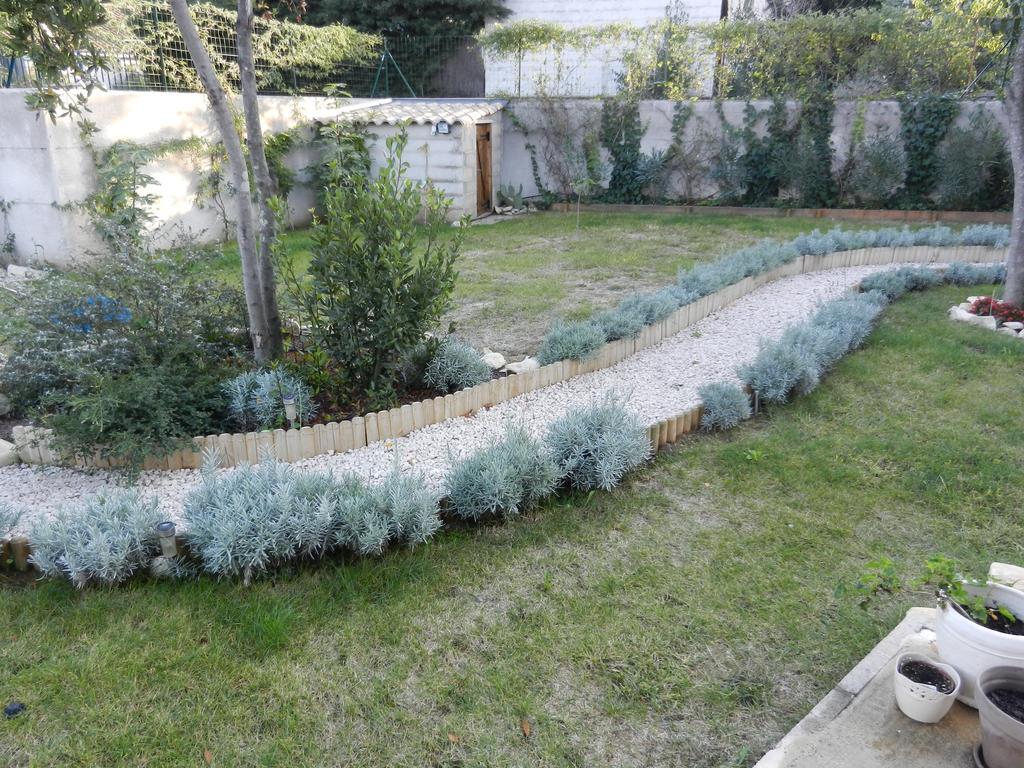 Bed and Breakfast Les Broussous Sauve Экстерьер фото